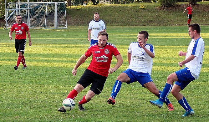 Pokalhalbfinale Glückauf Bleicherode - FSG Salza (Foto: K.Pfand) Pokalhalbfinale Glückauf Bleicherode - FSG Salza (Foto: K.Pfand)