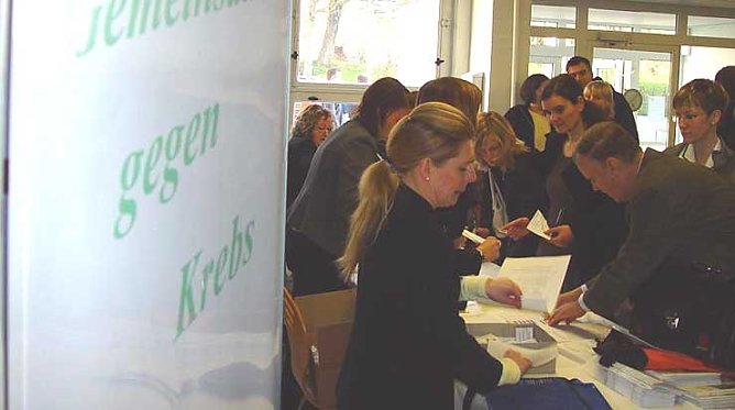 Teilnehmer bei der Anmeldung (Foto: FHN) Teilnehmer bei der Anmeldung (Foto: FHN)