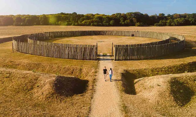 Sonnenobservatorium Goseck (Foto: Saale-Unstrut-Tourismus) Sonnenobservatorium Goseck (Foto: Saale-Unstrut-Tourismus)