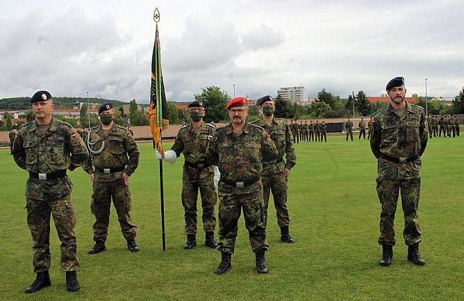Kürzeste Kommandeurszeit der Bundeswehr (Foto: Karl-Heinz Herrmann) Kürzeste Kommandeurszeit der Bundeswehr (Foto: Karl-Heinz Herrmann)