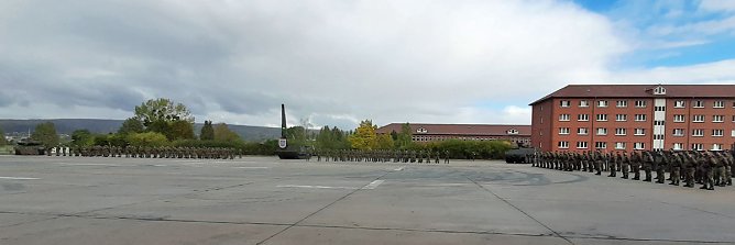 Kommandeurswechsel beim Panzerbataillon 393 "Th&uuml;ringer L&ouml;we" in der Kyffh&auml;user Kaserne Bad Frankenhausen statt.... (Foto: Karl-Heinz Herrmann)