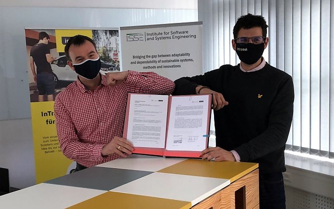 Prof. Andreas Rausch und Sebastian Kupfer (Foto: Nadine Kaiser) Prof. Andreas Rausch und Sebastian Kupfer (Foto: Nadine Kaiser)