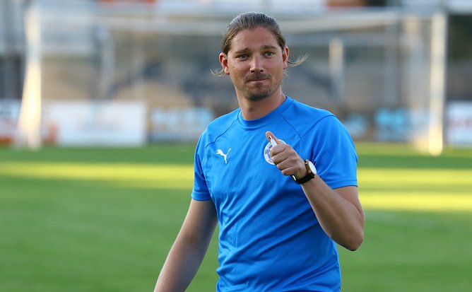 Philipp Seeland im Albert-Knutz-Sportpark (Foto: B.Peter)