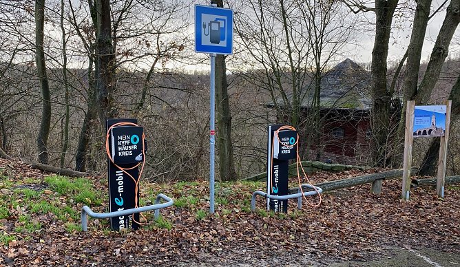 Zwei Ladestationen stehen zur Verf&uuml;gung (Foto: nnz)
