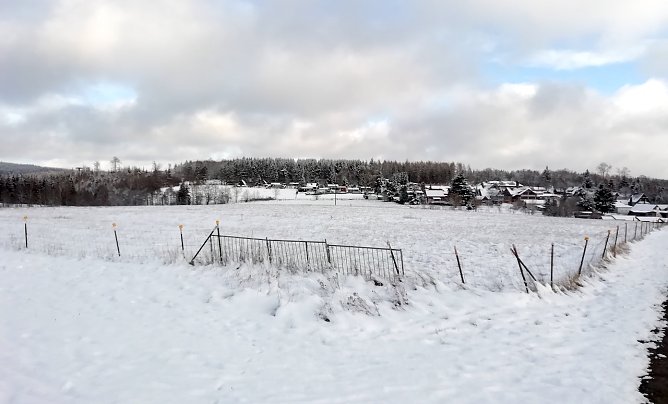 Winter im Harzörtchen Sophienhof (Foto: W.Jörgens) Winter im Harzörtchen Sophienhof (Foto: W.Jörgens)
