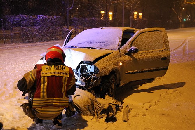 Feuerwehr am Unfallort (Foto: S.Dietzel)