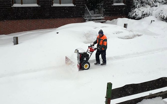 Nachbarschaftshilfe in Rothes&uuml;tte (Foto: privat)