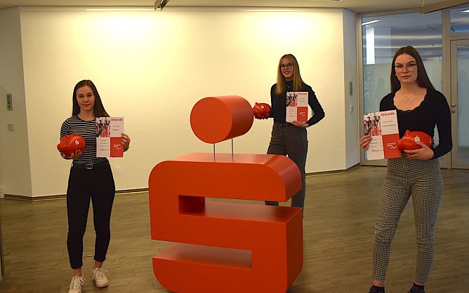 Die Gewinnerinnen des Planspiel B&ouml;rse (Foto: V.Angelstein)