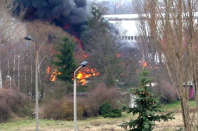 Flammen und Qualm (Foto: micha)