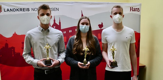 Drei Champions aus Nordhausen: Ben Bierwisch, Juli Klause und Maximilian K&ouml;nig (Foto: agl)