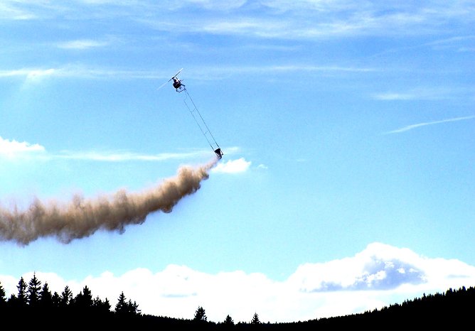 Kalkauswurf (Foto: ThüringenForst) Kalkauswurf (Foto: ThüringenForst)