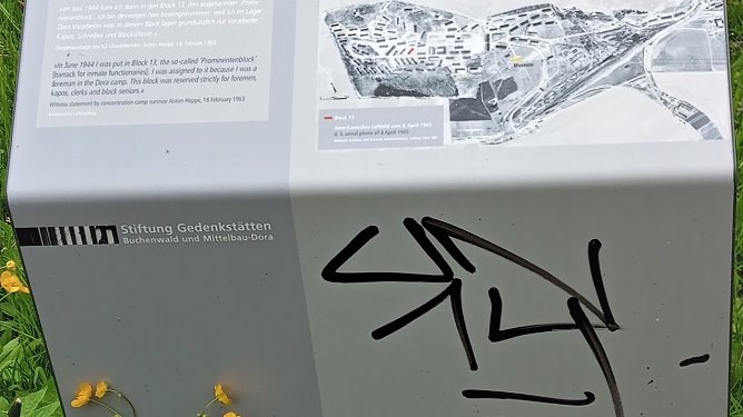Schmierereien in der KZ-Gedenkst&auml;tte Mittelbau Dora (Foto: Polizei)
