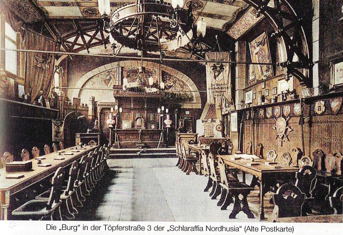 Der prunkvolle Sitzungssaal der "Schlaraffen" (Foto: J. Bauersfeld)