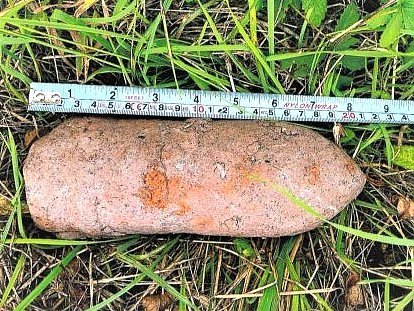 Geborgene Panzergranate bei R&uuml;xleben (Foto: Landespolizeiinspektion Nordhausen)