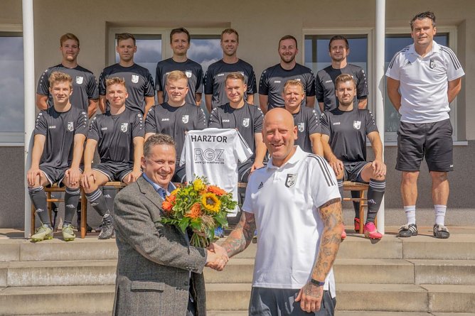 Zwei Jahre Zusammenarbeit gefeiert (Foto: Heiko Hieronymus)