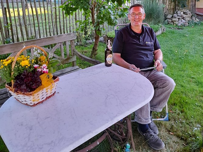 Frank Neumann &ouml;ffnet seinen Hof in P&uuml;tzlingen (Foto: Elke Steinbacher)