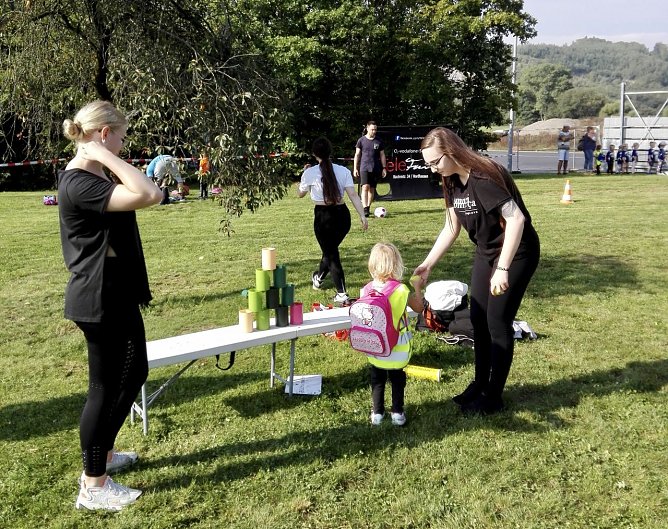 Sportlich startete man an der Morgenr&ouml;the in das neue Ausbildungsjahr (Foto: Pressestelle Landratsamt Nordhausen)