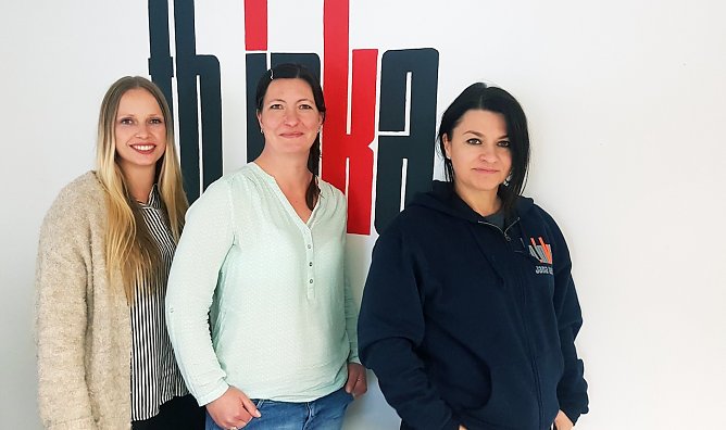 von Von links nach rechts: Christin John, Antje G&auml;de und Jana Geist (Foto: ThINKA)