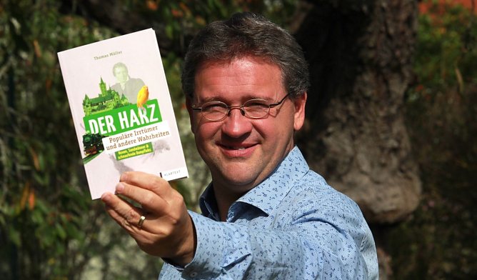 Thomas M&uuml;ller stellt sein Neus Buch &uuml;ber den Harz vor (Foto: T.M&uuml;ller)