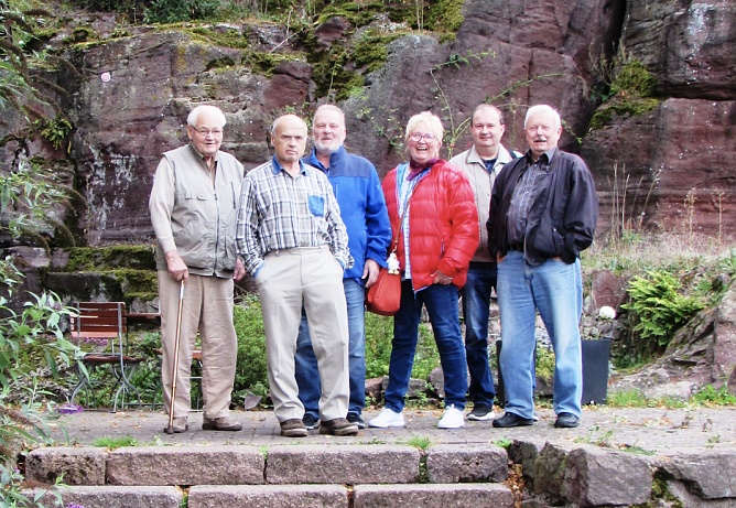 Die Bergwerk � und Wanderf&uuml;hrergruppe auf ihrem Herbstausflug (Foto: Lydia Schubert)