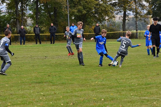 Die Spannung des Spiels &uuml;berschattet die Unterlegenheit bis zur letzten Minute (Foto: Martina Nebelung)