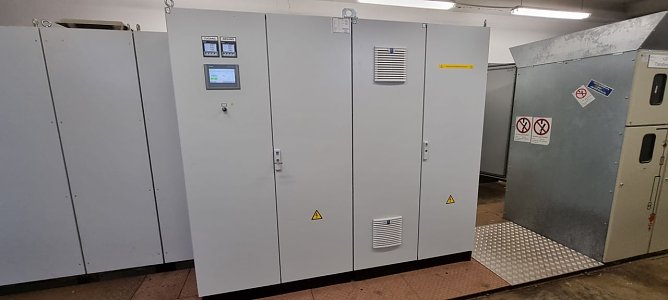 Das "kleine Energiesparschwein" steht jetzt bei Van Asten (Foto: Van Asten)