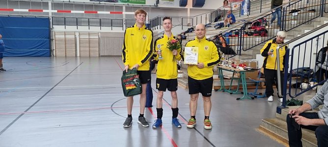 In der Wiedigsburghalle spielte man um den Altstadtcup 2021 im Faustball (Foto: LV Altstadt 98)