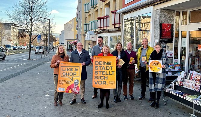Initiative LIKE & SHOP (Foto: Stadtverwaltung NDH) Initiative LIKE & SHOP (Foto: Stadtverwaltung NDH)