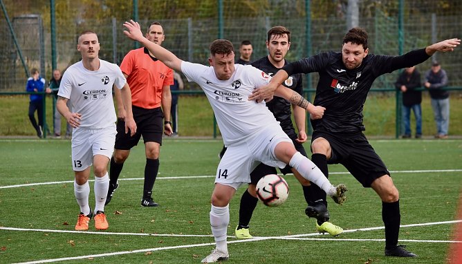 Nicht nur auf dem Platz m&uuml;ssen sich die Vereine der Th&uuml;ringenliga jetzt auseinandersetzen (Foto: J.Ritter)