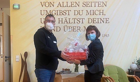 Spenden&uuml;bergabe in Neustadt (Foto: A.Guse)