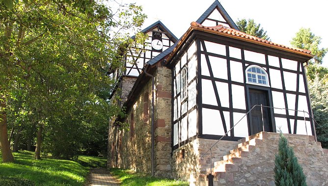 Die Rodishainer Kirche (Foto: S. Jäger) Die Rodishainer Kirche (Foto: S. Jäger)