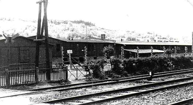 Historische Aufnahme des Eingangs (Foto: MB Dora) Historische Aufnahme des Eingangs (Foto: MB Dora)