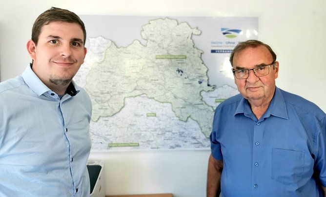 Gesch&auml;ftsf&uuml;hrer Kai-Michael Urspruch 8l.), Verbandsvorsteher Joachim Le&szlig;ner (Foto: &copy; HOW GUV)