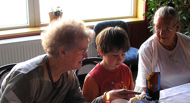 Alt und jung miteinander (Foto: Lift)