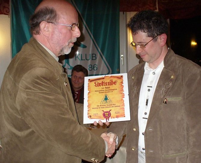 Gratuliert (Foto: H. Urban)