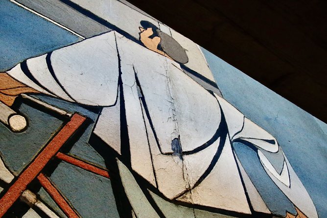 Bei n&auml;herer Betrachtung sind die Spuren der Jahrzehnte deutlich zu erkennen (Foto: agl)