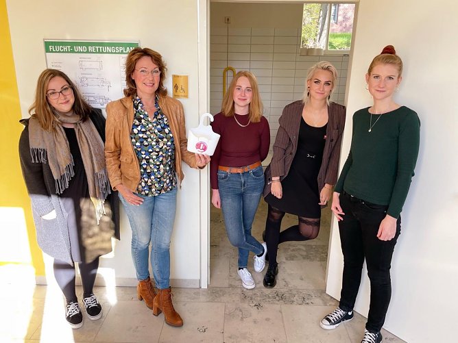 Die Hochschule stellt ab dem Wintersemester kostenlose Menstruationsprodukte zur Verf&uuml;gung (Foto: Tina Bergknapp)
