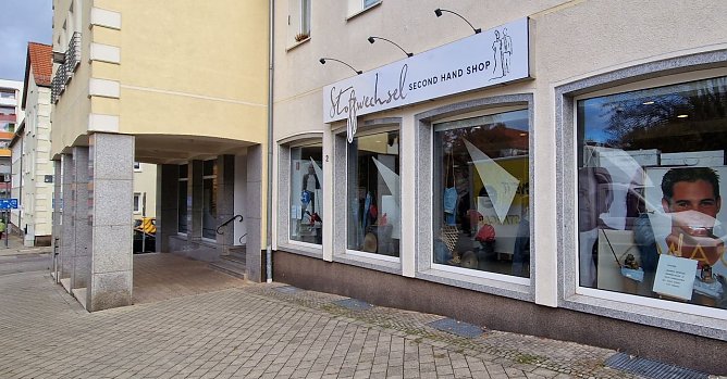 Hier kann Frau oder Mann Stoffe wechseln (Foto: nnz)