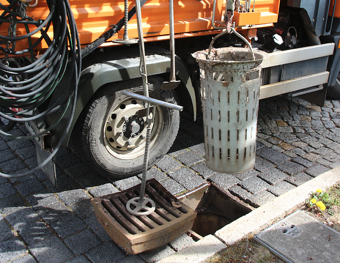 Abflussreinigung in Nordhausen (Foto: Stadtverwaltung Nordhausen)