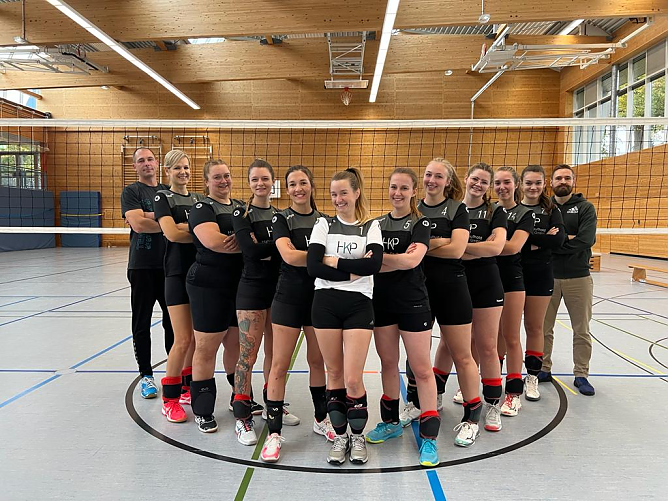 Bleicherodes Volleyballerinen freuen sich auf ein Heimdoppel (Foto: Andre Kretzschmar) Bleicherodes Volleyballerinen freuen sich auf ein Heimdoppel (Foto: Andre Kretzschmar)
