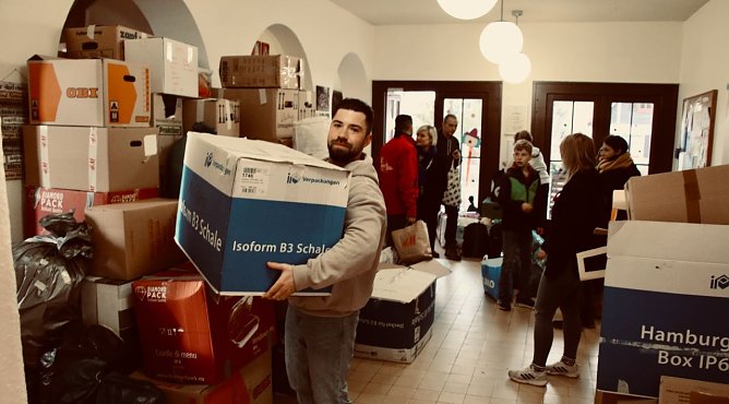 In der evangelischen Grundschule wurden heute Spenden f&uuml;r Erdbebenopfer gesammelt (Foto: agl)