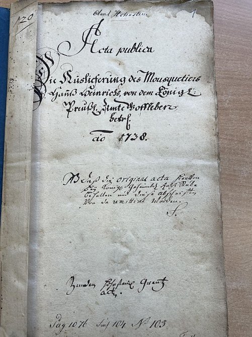 Musketier Heinrich, 1738 (Foto: Tim Schäfer) Musketier Heinrich, 1738 (Foto: Tim Schäfer)