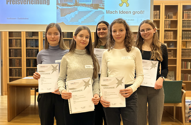 Erfolgreiche Nachwuchsforscher aus dem Humboldt-Gymnasium (Foto: Humboldt-Gymnasium)