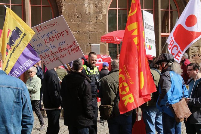 Die MLPD wollte man zum Arbeiterkampftag nicht mit auf dem Platz haben (Foto: agl)