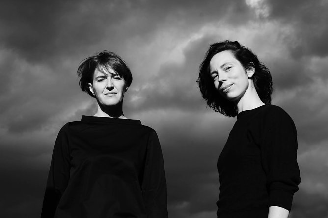 Maike Hilbig - Kontrabass Silke Eberhard – Altsaxophon (Foto: Manuel Miethe) Maike Hilbig - Kontrabass Silke Eberhard – Altsaxophon (Foto: Manuel Miethe)