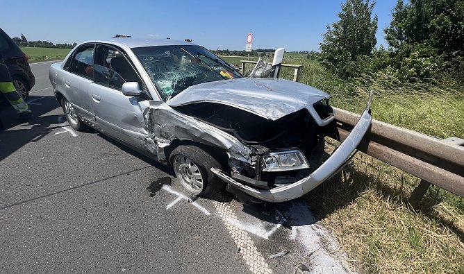 Unfall heute Mittag (Foto: Silvio Dietzel)