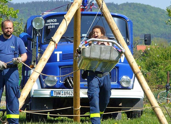 Spaß mit dem THW (Foto: THW) Spaß mit dem THW (Foto: THW)