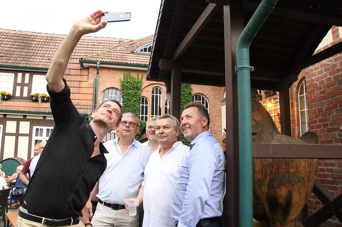 Noch schnell ein Selfie bevor es losgeht (Foto: agl) Noch schnell ein Selfie bevor es losgeht (Foto: agl)