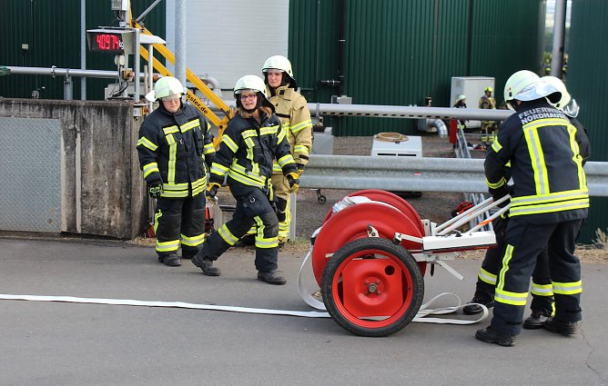 Übung mit mehreren Schwierigkeitsgraden an der Biomertehaanlage (Foto: oas) Übung mit mehreren Schwierigkeitsgraden an der Biomertehaanlage (Foto: oas)
