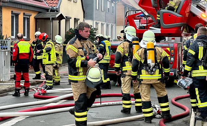 Einsatzkräfte gestern in Salza (Foto: Stadtverwaltung Nordhausen) Einsatzkräfte gestern in Salza (Foto: Stadtverwaltung Nordhausen)